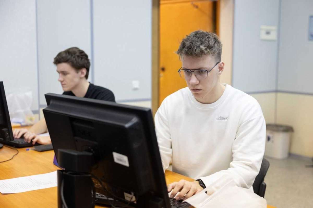 Архитектура будущего: в ИСИ завершился первый поток курса с применением реальных проектов от застройщиков